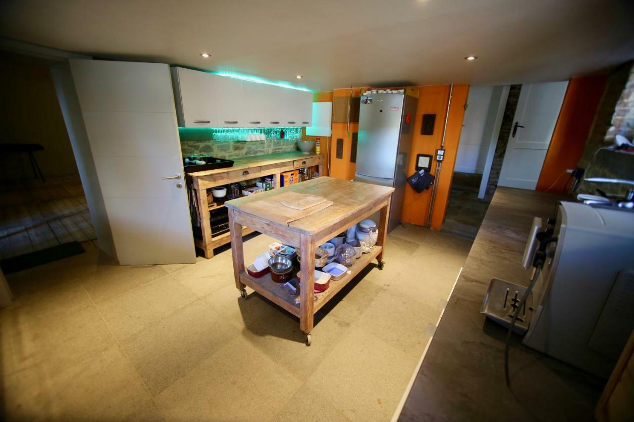 Hotel Barsy 34 Havelange Esterno foto