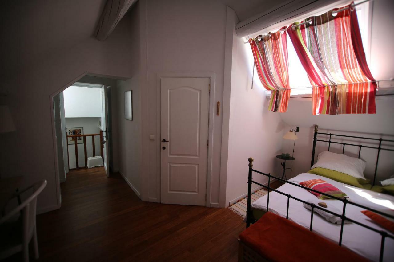 Hotel Barsy 34 Havelange Esterno foto